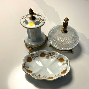 Stylebuilt Vintage powder room set: Matson 
Ormolu
Chalkware
Victorian